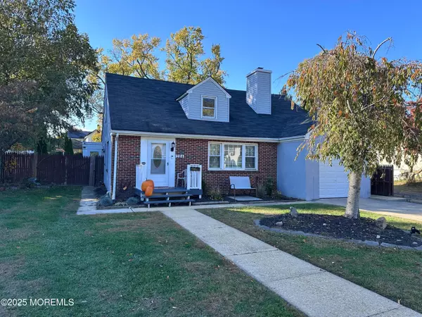 Matawan, NJ 07747,284 Broad Street