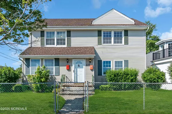 538 Front Street, Union Beach, NJ 07735