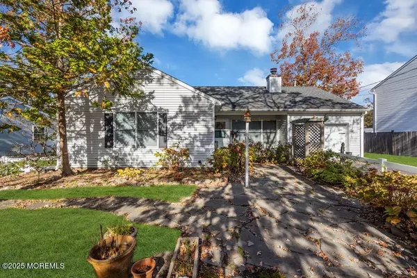 120 Riptide Avenue, Manahawkin, NJ 08050