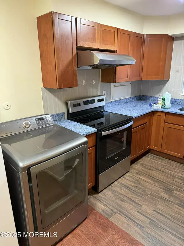 Lakewood, NJ 08701,42 Cambridge Court