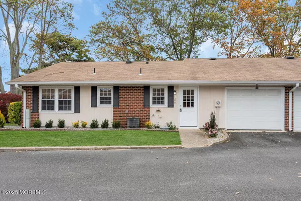 1135 Argyll Circle #D, Lakewood, NJ 08701