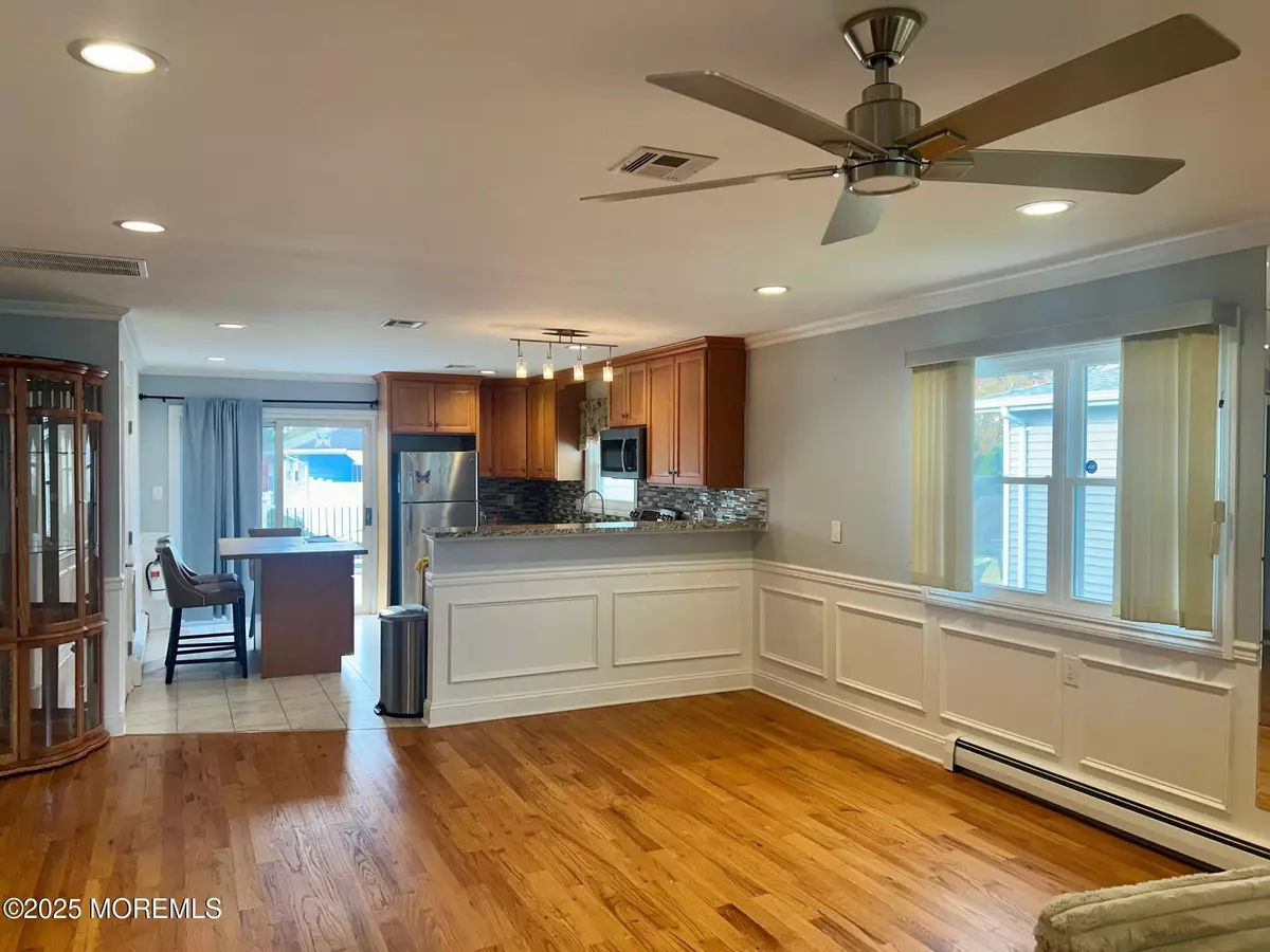 Toms River, NJ 08757,77 Castle Harbor Drive