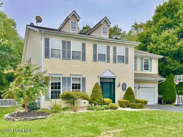 Morganville, NJ 07751,3 Mountain Laurel Road