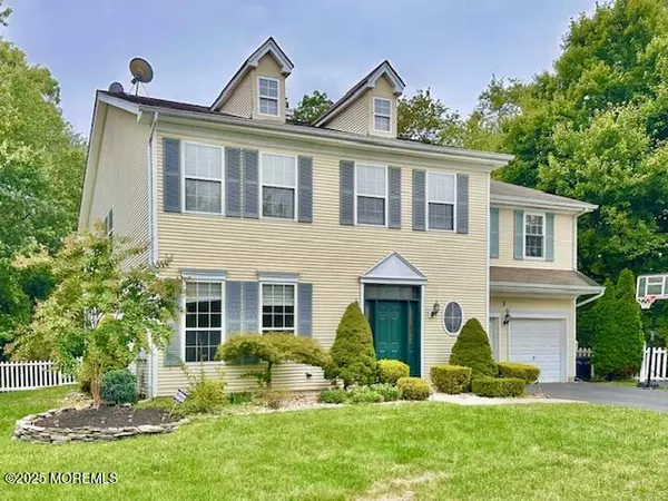 3 Mountain Laurel Road, Morganville, NJ 07751