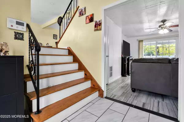 Carteret, NJ 07008,43 Charlotte Street