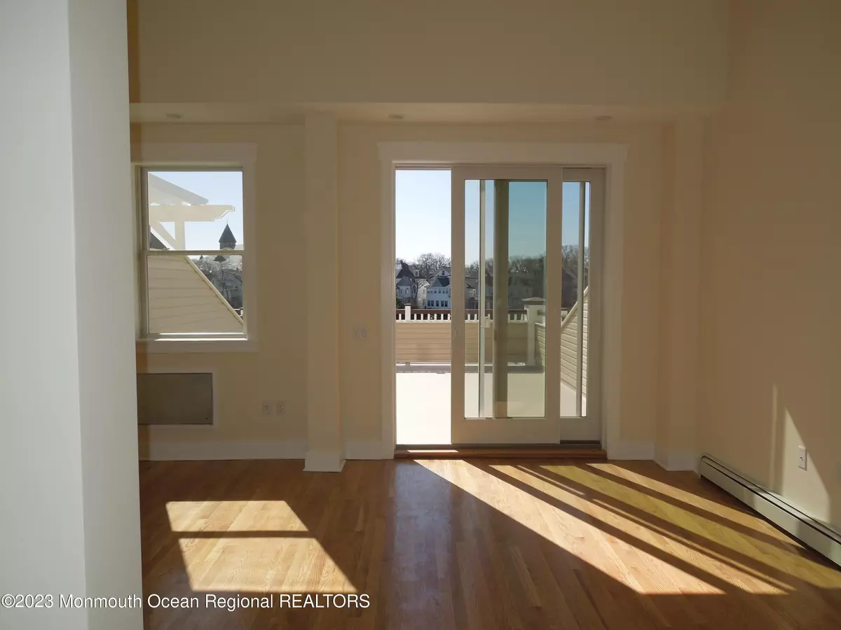 Asbury Park, NJ 07712,550 Cookman Avenue #203