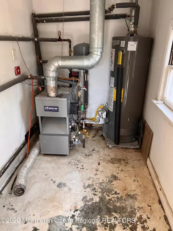 Toms River, NJ 08753,511 Holly Village Lane