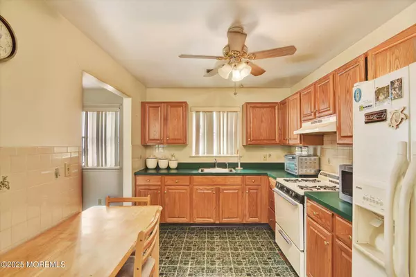 Perth Amboy, NJ 08862,389 Jeffries Street