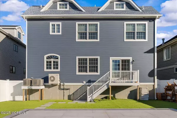 Point Pleasant Beach, NJ 08742,1613 Ocean Avenue