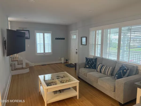 Avon-by-the-sea, NJ 07717,128 Woodland Avenue