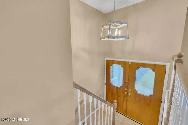 Toms River, NJ 08753,11 Yorkshire Drive