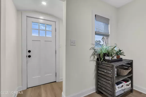 Middletown, NJ 07758,19 Brainard Avenue