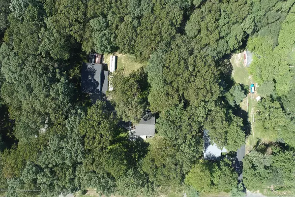 Cream Ridge, NJ 08514,732 Monmouth Road