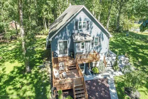 Cream Ridge, NJ 08514,732 Monmouth Road