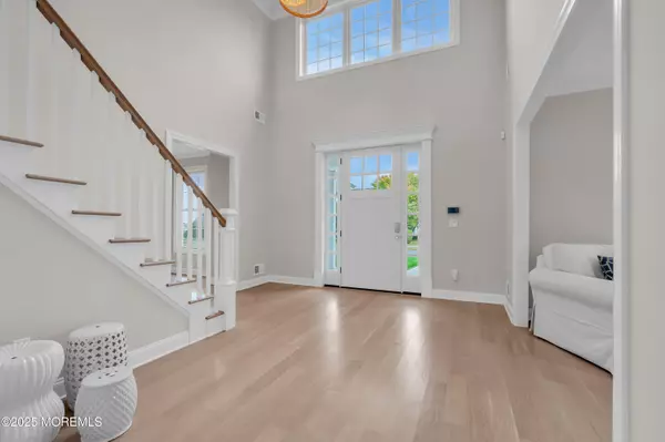 Monmouth Beach, NJ 07750,44 Monmouth Parkway