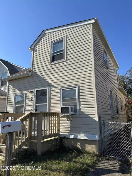 7 Seaview Avenue, Keansburg, NJ 07734