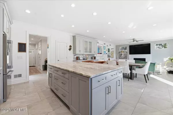 Highlands, NJ 07732,26 Ralph Street