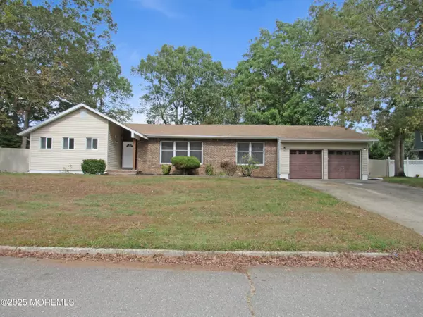 738 Oxford Road, Lanoka Harbor, NJ 08734