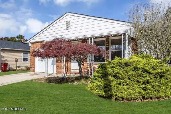 Toms River, NJ 08757,136 Orlando Boulevard