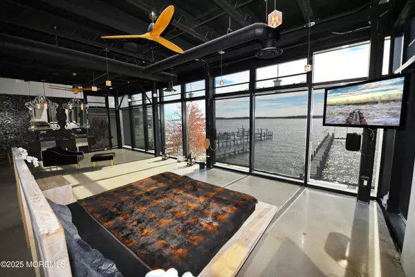 Toms River, NJ 08753,231 Bay Stream Drive