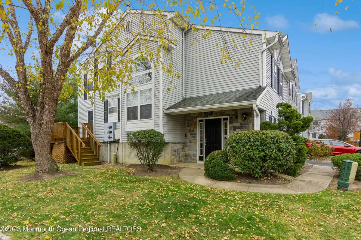 Laurence Harbor, NJ 08879,34 Chimney Court #181