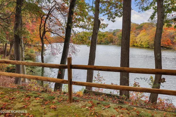 Red Bank, NJ 07701,50 Friendship Court