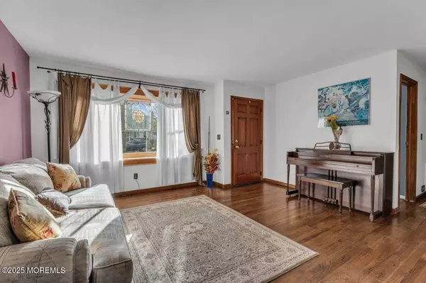 Toms River, NJ 08755,30 Winding River Drive