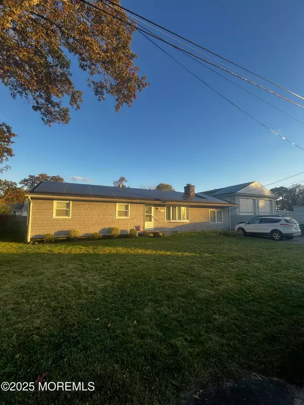 1109 Spar Avenue, Beachwood, NJ 08722