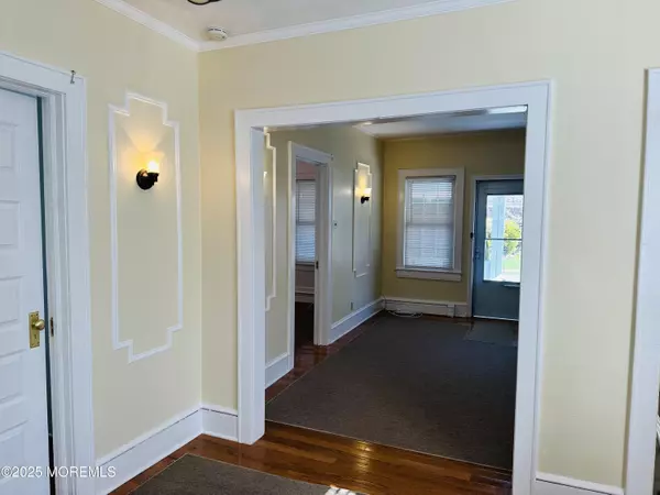 Bradley Beach, NJ 07720,213 Park Place Avenue #Apt. 1