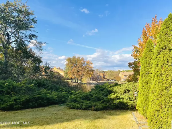 27 Newport Court #239, Brick, NJ 08724