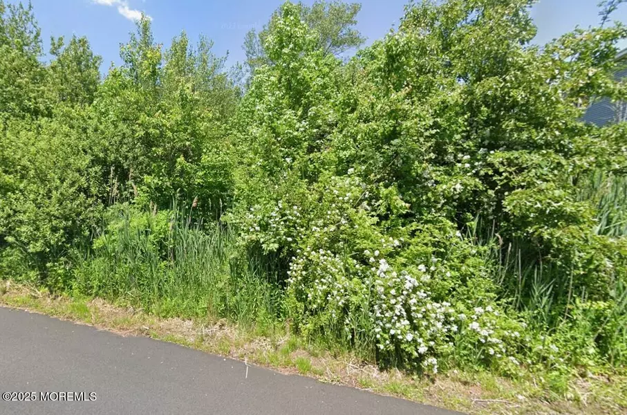 96 Ocean Avenue, Waretown, NJ 08758