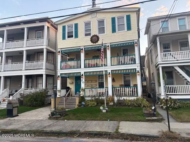 20 Webb Avenue, Ocean Grove, NJ 07756