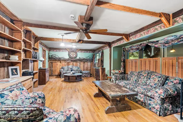 Howell, NJ 07731,53 Hilltop Road