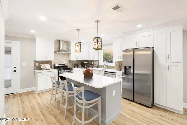 2 Panama Court, Toms River, NJ 08757