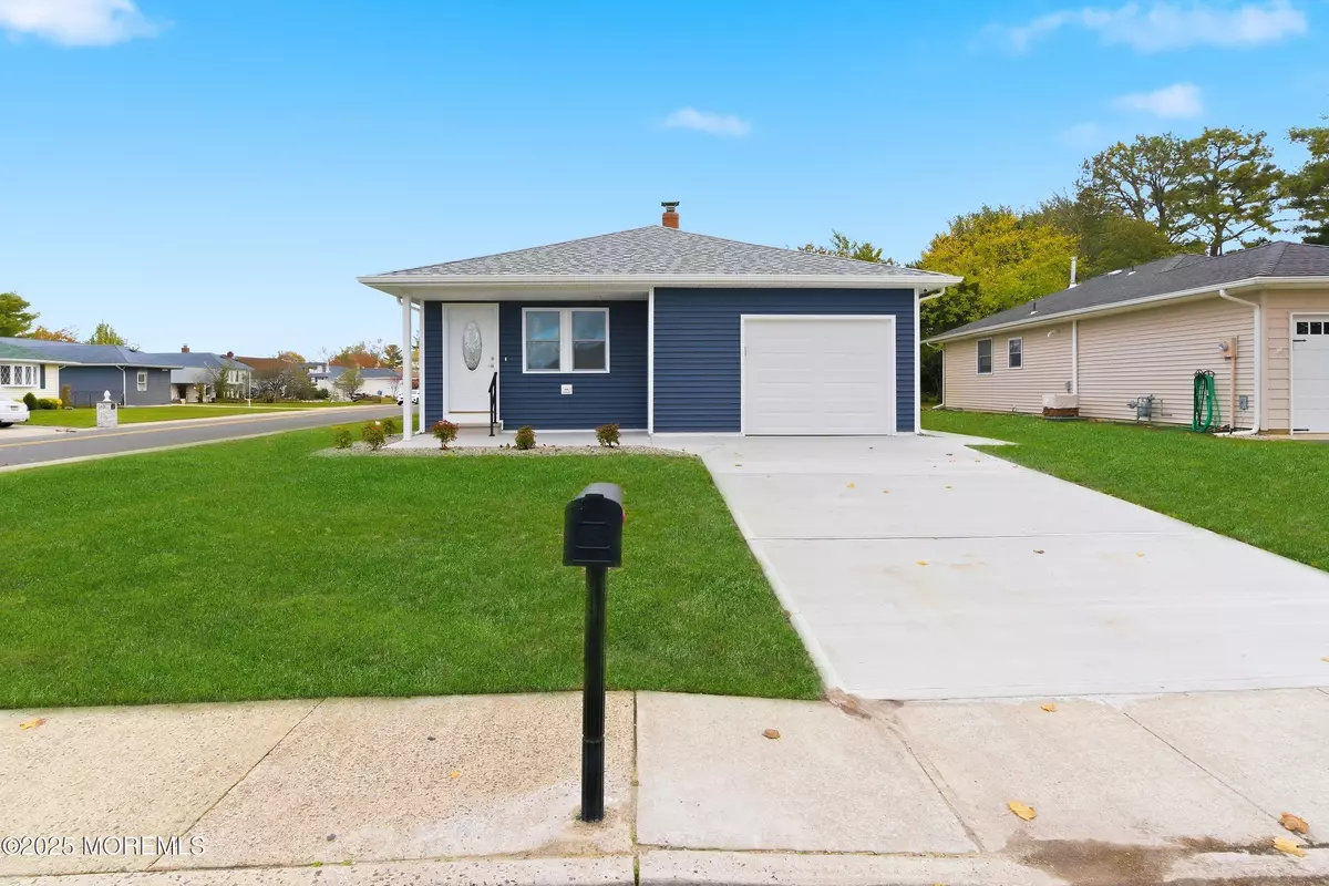 Toms River, NJ 08757,3 Bonaire Drive