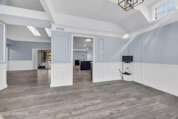 Jackson, NJ 08527,12 Thatcher Court