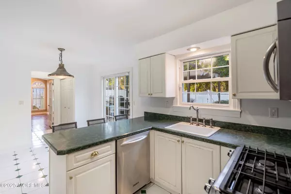 Toms River, NJ 08755,100 Wicklow Court