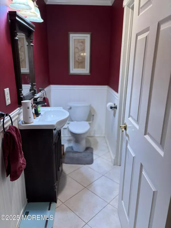 Freehold, NJ 07728,708 Zlotkin Circle #2