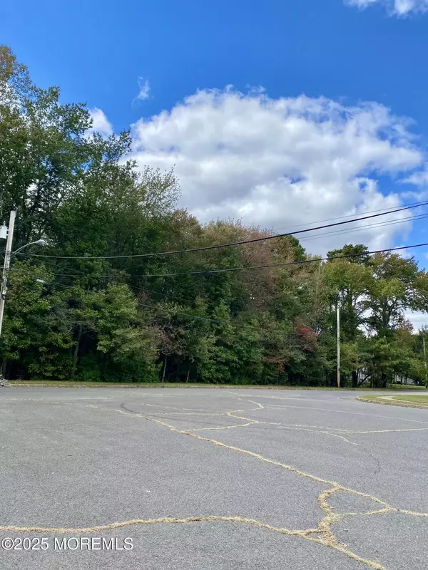 Jackson, NJ 08527,58 Johnson Lane