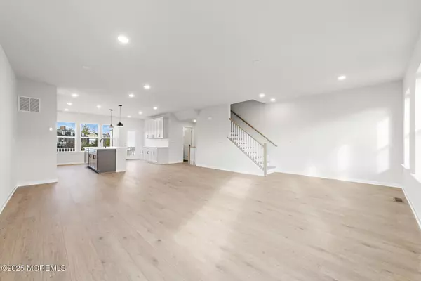 Oceanport, NJ 07757,20 Barton Avenue