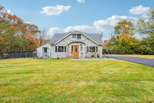 Jackson, NJ 08527,170 S Hope Chapel Road