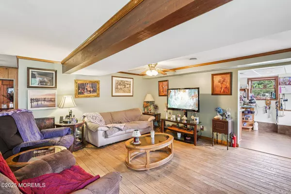 Jackson, NJ 08527,170 S Hope Chapel Road