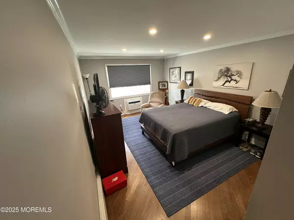 Asbury Park, NJ 07712,303 Sunset Avenue #105