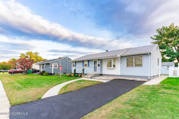 Hamilton, NJ 08620,12 Gerard Road