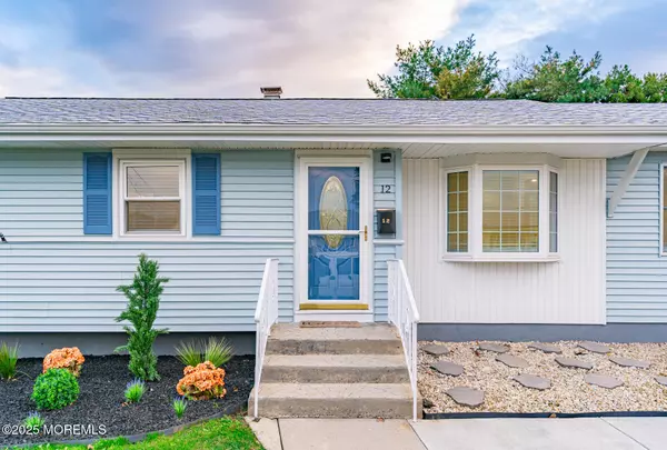 Hamilton, NJ 08620,12 Gerard Road