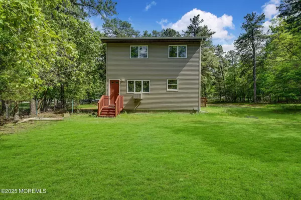 Jackson, NJ 08527,84 Willow Drive