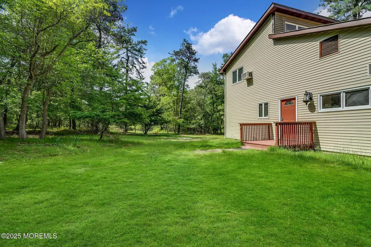 Jackson, NJ 08527,84 Willow Drive