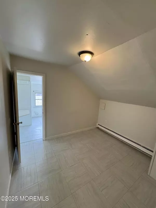 Keansburg, NJ 07734,172 Carr Avenue #D