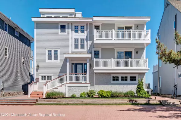 Sea Girt, NJ 08750,706 Morven Terrace