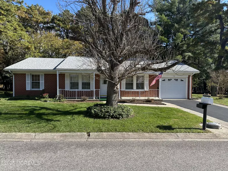 59 Franklin Lane, Whiting, NJ 08759